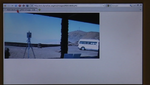 Screensnap image of a clip showing of the effect of downloading a photo during an active VoIP call